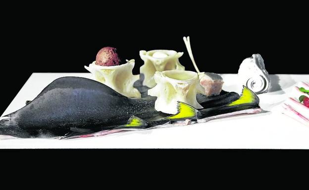 El plato que presentará David Andrés aprovecha todas las partes del atún. :: /