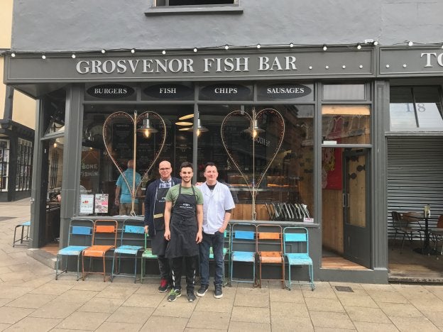 Eduardo Pascual Marín posa en su lugar de trabajo en Norwich (Inglaterra). :: E.P.M.