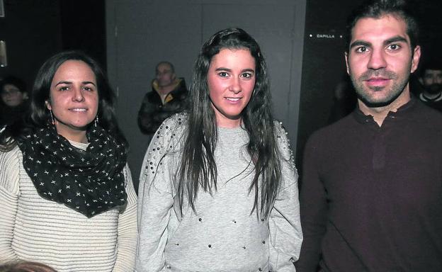 Nerea Fernández, Beatriz Cobo y Erik Alonso.