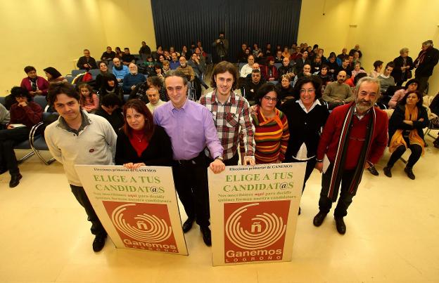 Presentación de los aspirantes a conformar la lista de Ganemos, Podemos incluido, en el 2015. :: j. m./