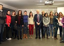 Una imagen del acto en el que se entregaron los diplomas. / MIGUEL HERREROS/