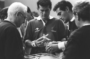 Los enfrentamientos entre Titín y Capellán tuvieron su punto culminante cuando ambos militaban en Asegarce, como en esta imagen del Cuatro y medio de 1996. ::
FERNANDO DÍAZ/