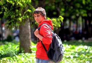 Mochila al hombro, Miguel se prepara para la Ruta Quetzal. ::
M.H./