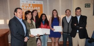 Ureña y Aguado flanquean a los representantes del Colegio Jesuitas, Armas, Simancas y Lois. ::
DÍAZ URIEL/