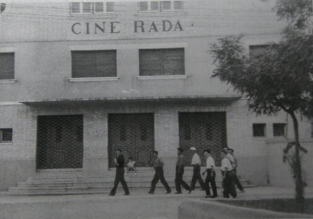 La Retina Fachada Del Antiguo Cine Rada En Aldeanueva De Ebro La Rioja