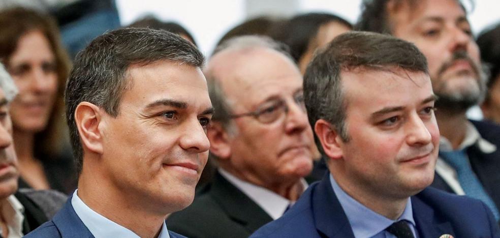 Los mayordomos de palacio - Vimarsana News