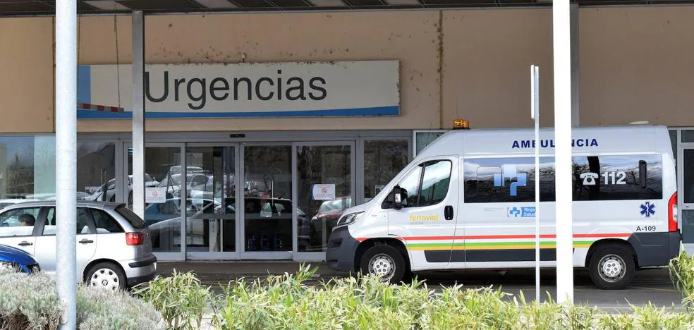 Detenido un hombre tras agredir en Urgencias del San Pedro a dos sanitarios y a varios agentes